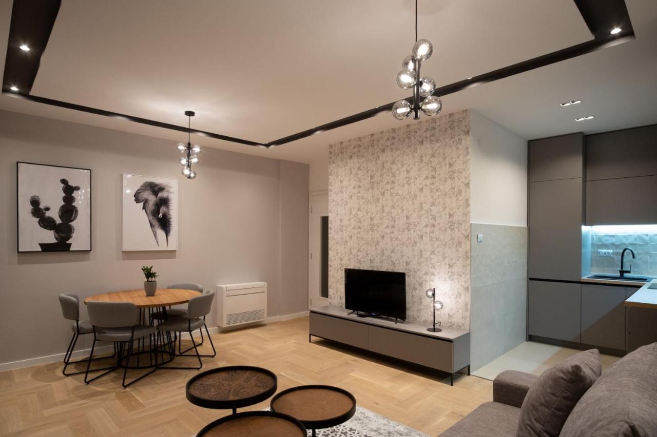 Apartment Aloha トレビニエ エクステリア 写真
