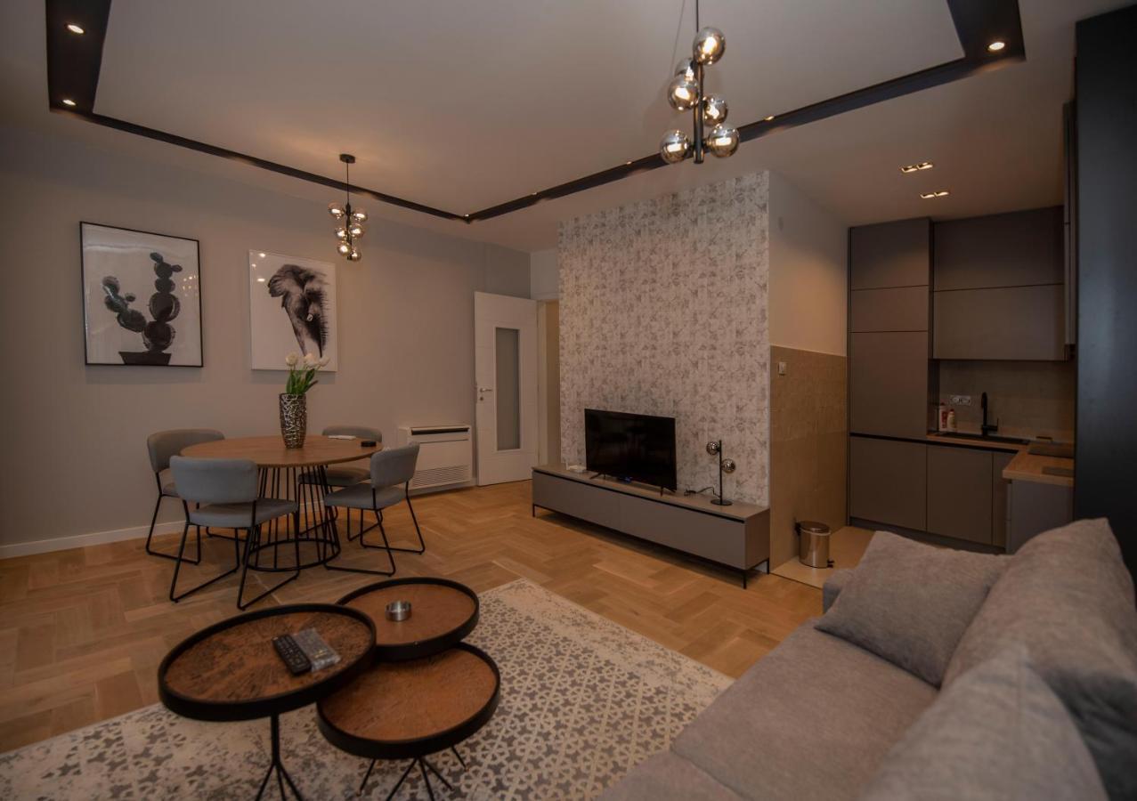 Apartment Aloha トレビニエ エクステリア 写真